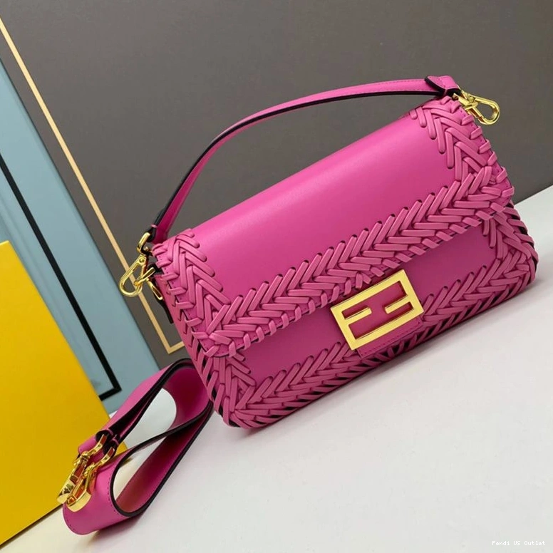 HOT Fendi Rose Stitching In Medium Baguette Leather Bag 0711